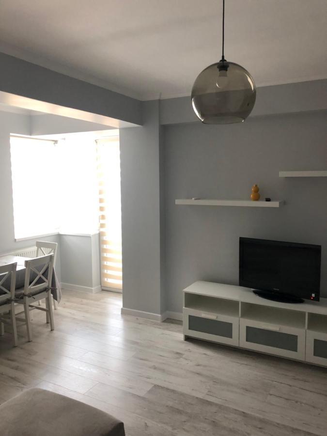 Apartament 2 Camere Eliberarii Köstence Dış mekan fotoğraf